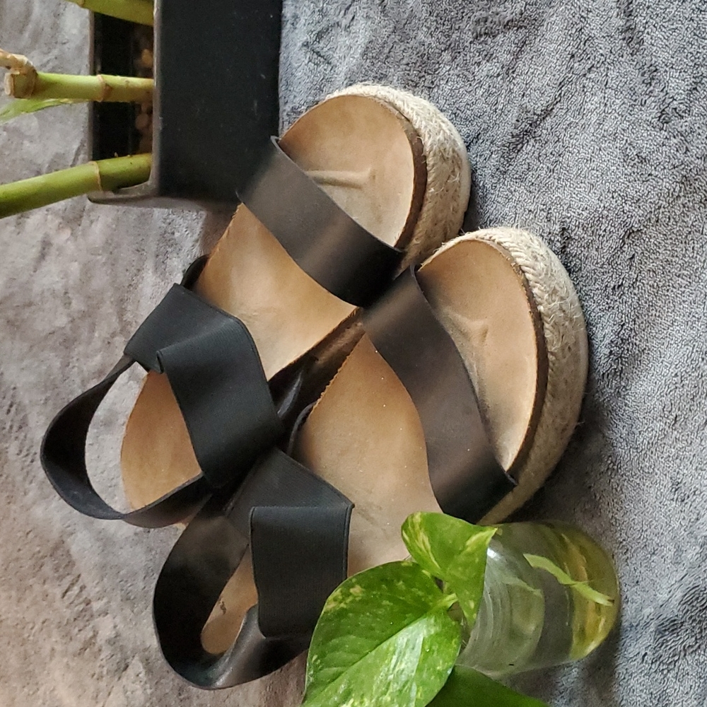 $$$ Sandals